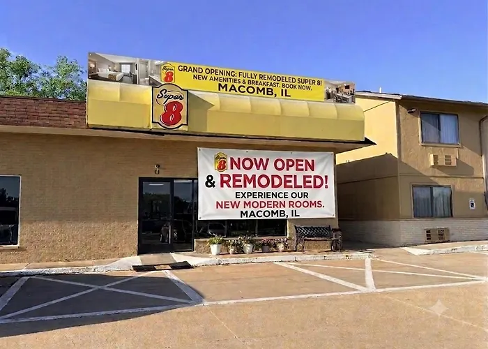 Super 8 By Wyndham Macomb