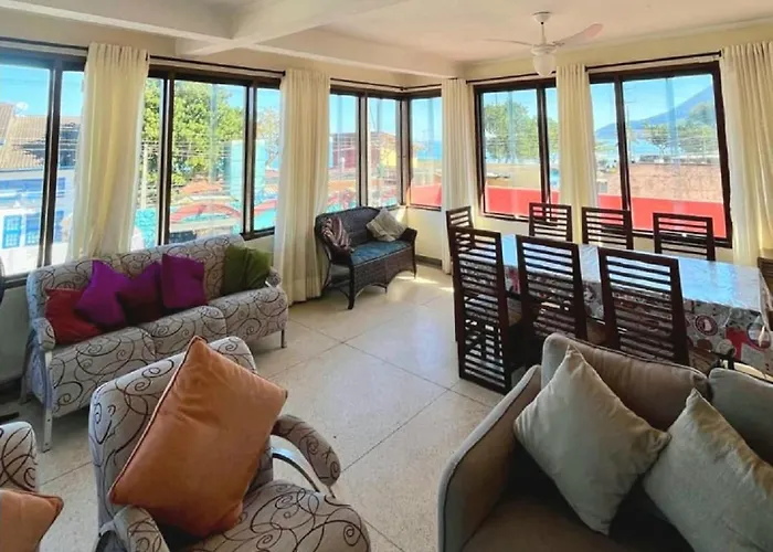 com Vista pro Mar