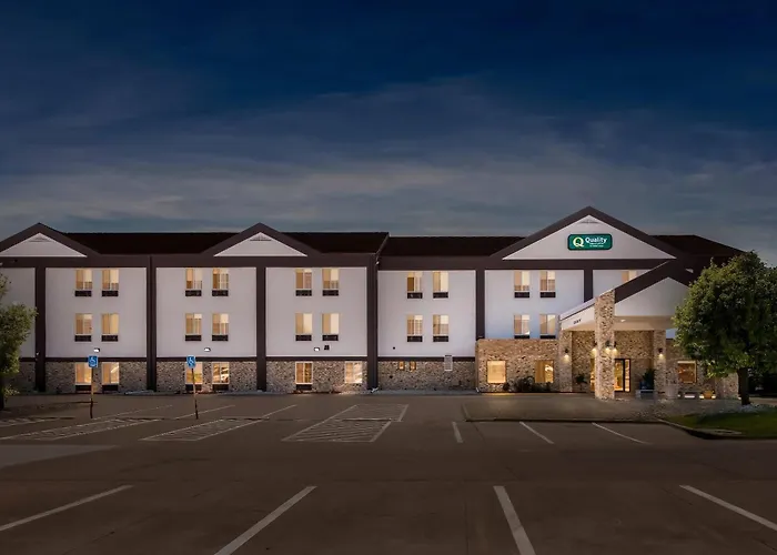 Family resorts Quality Inn & Suites Manhattan
