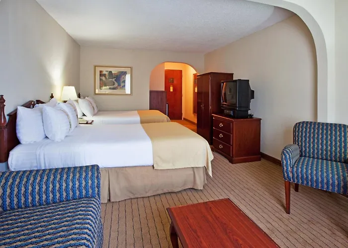Holiday Inn Hotel And Suites Peachtree City By Ihg