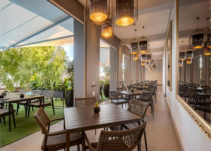 Protea Fire & Ice! By Marriott Menlyn