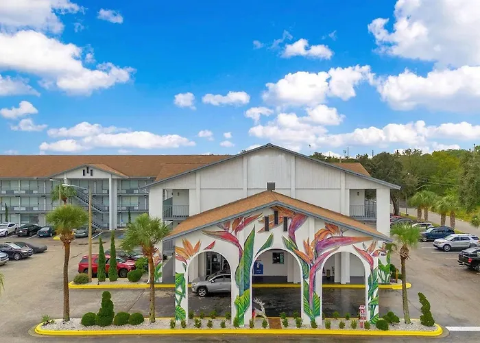 Golf hotels Home 1 Suites Extended Stay - Kissimmee