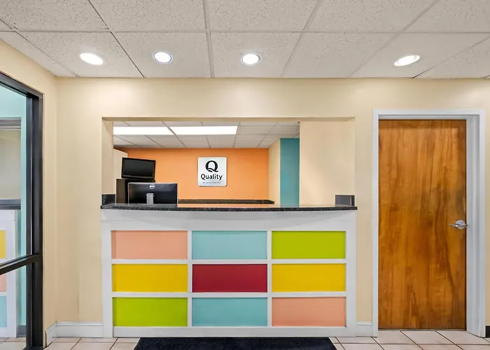 Dog friendly hotels Quality Inn Henderson I-85