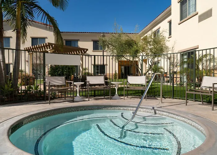Courtyard By Marriott Santa Barbara Goleta