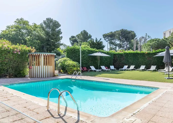 3 star hotels B&B Marseille Bonneveine