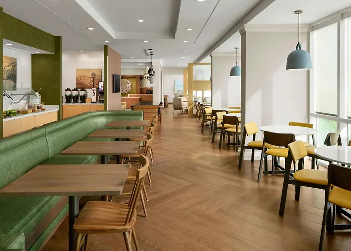 Fairfield Inn & Suites By Marriott Virginia Beach Oceanfront