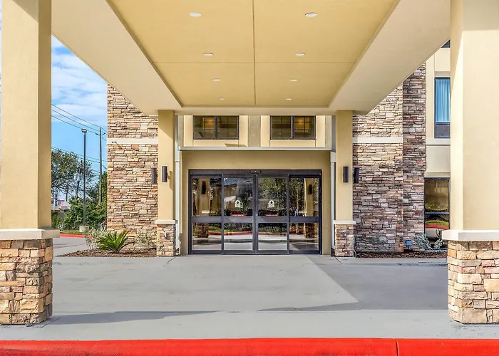 Comfort Suites