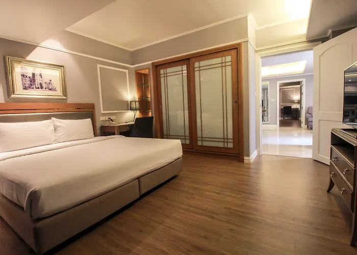 Hope Land Hotel Sukhumvit 24