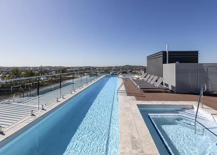 Oaks Brisbane Woolloongabba Suites