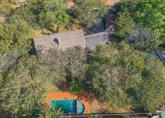 Mopani Lodge