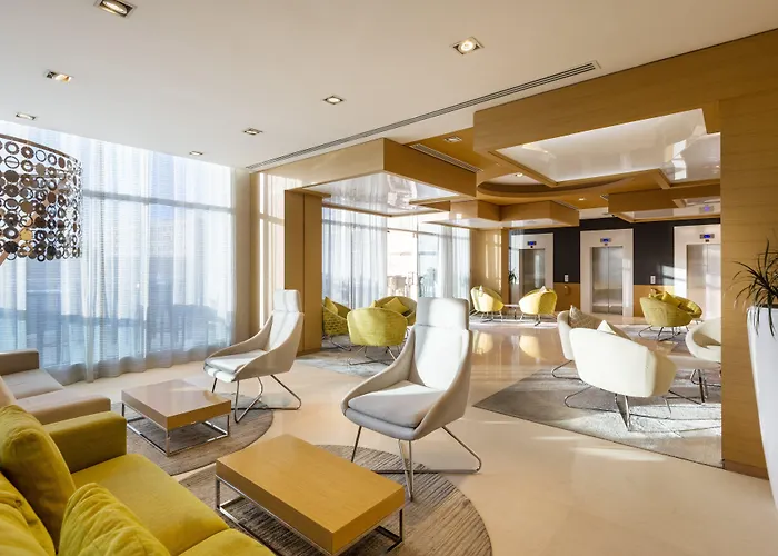 Kid friendly hotel Holiday Inn Muscat Alseeb By Ihg