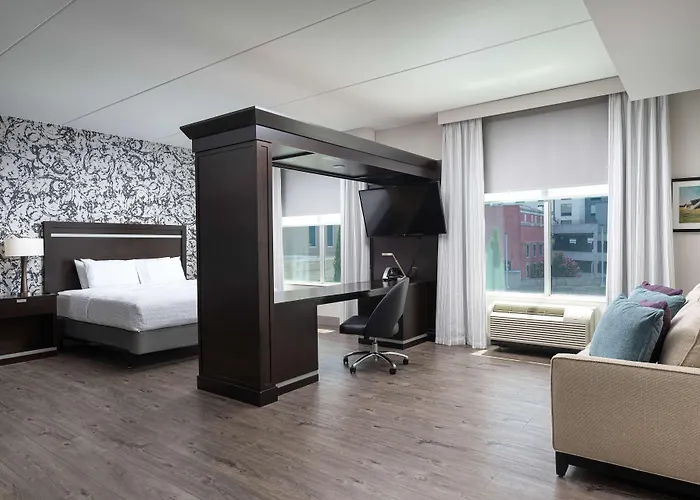 Hampton Inn & Suites Chattanooga Downtown