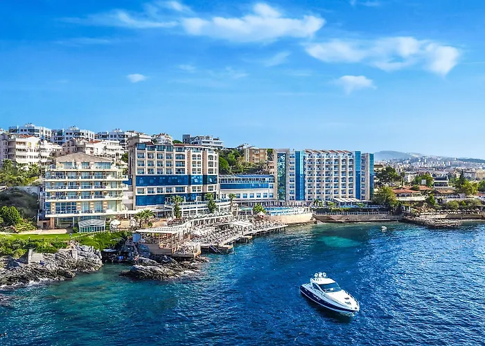Charisma De Luxe Hotel