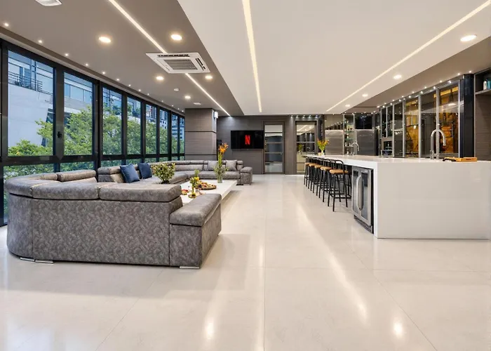 Europa Suites
