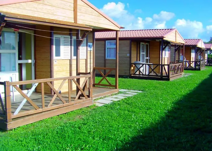  Parque De Campismo Da Ilha Do Pessegueiro