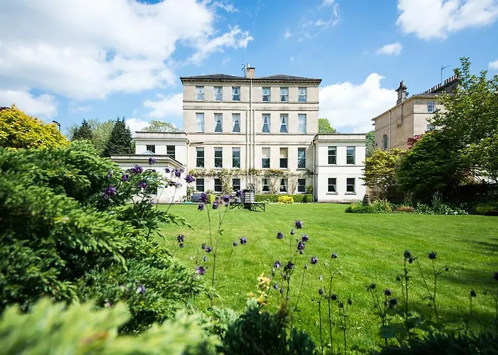Luxury hotel only: The Ayrlington Guesthouse