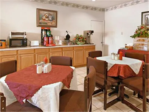 Knights Inn