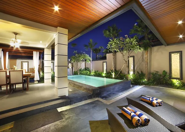 Villa: The Banyumas Suite Villa Legian