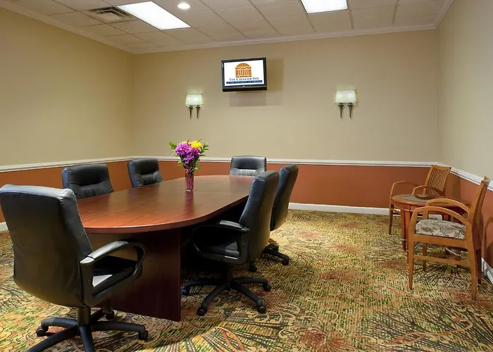 Hotel with view: The Cavalier Inn At The University Of Virginia