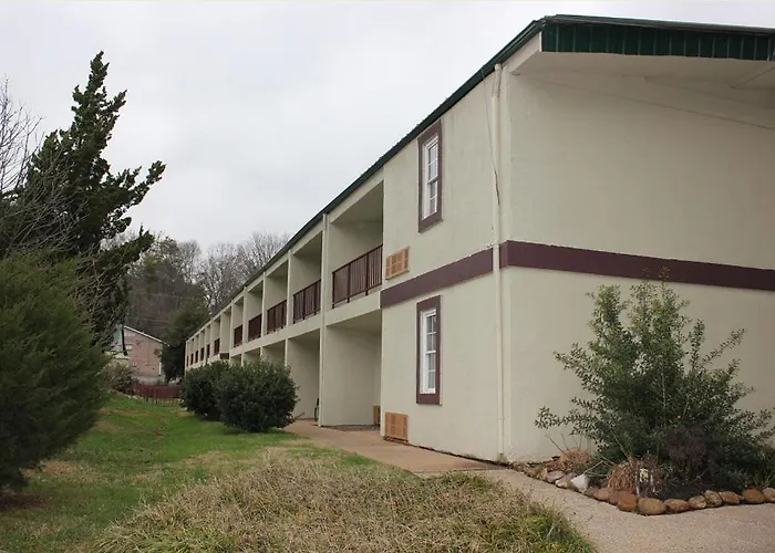 Motel: Executive Inn - Knoxville