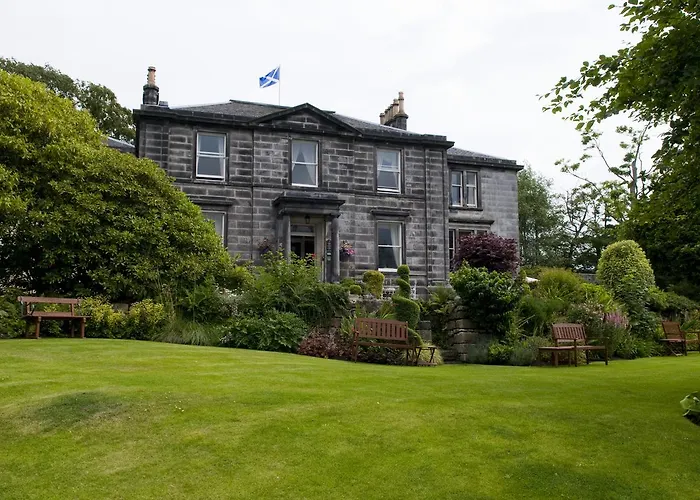 Pet Friendly hotel: Garvock House Hotel