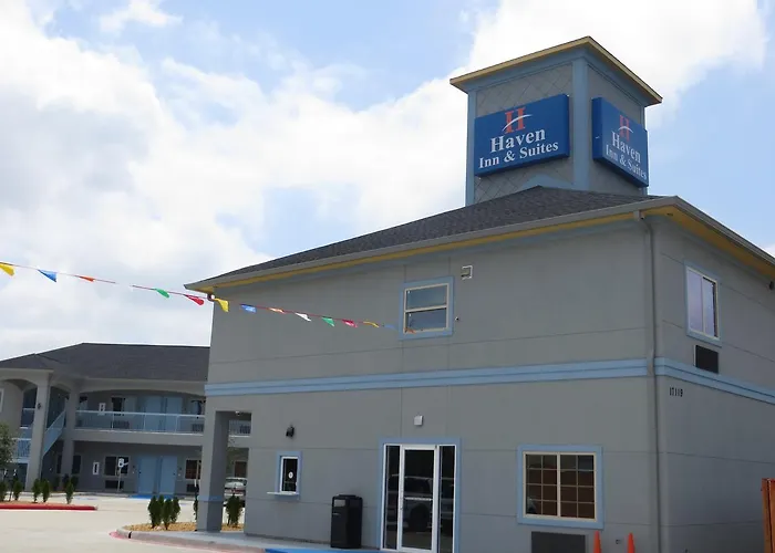 Golf hotels Haven Inn & Suites Willowbrook (Adults Only)