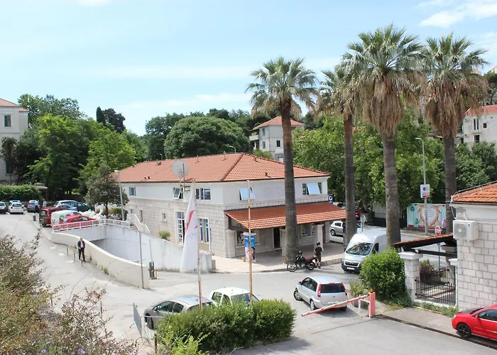 Herberg: Hostel 365 For U