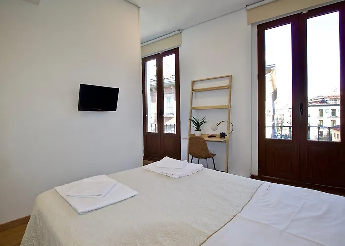 Hotel barato: The Bridge Huertas - Hostal