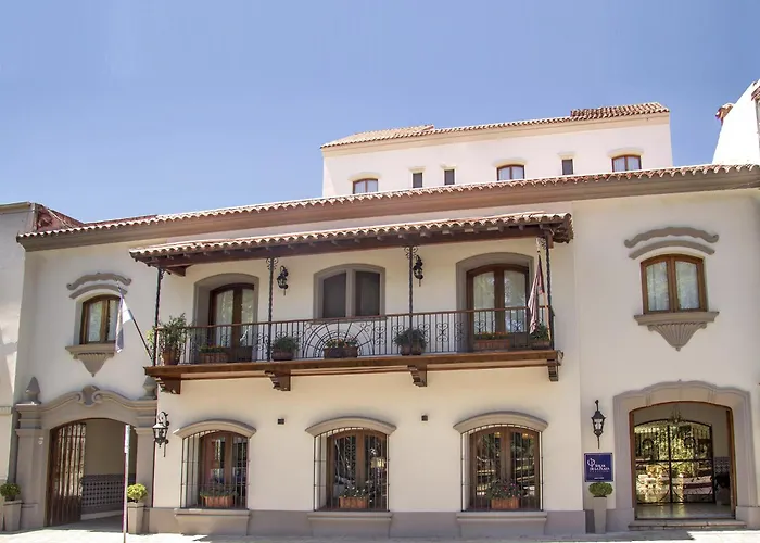 Solar De La Plaza