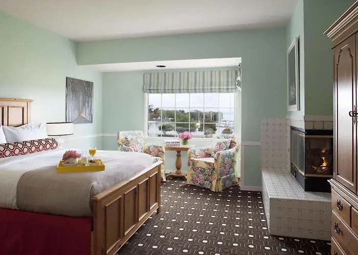 Inn At Oyster Point