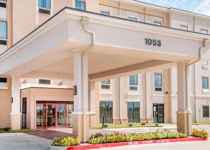 Comfort Inn & Suites San Marcos Near Outlet Mall