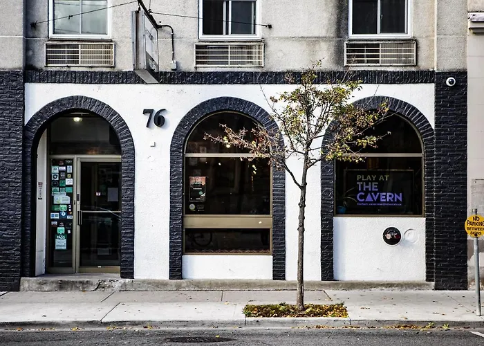 The Hostels Hi Toronto