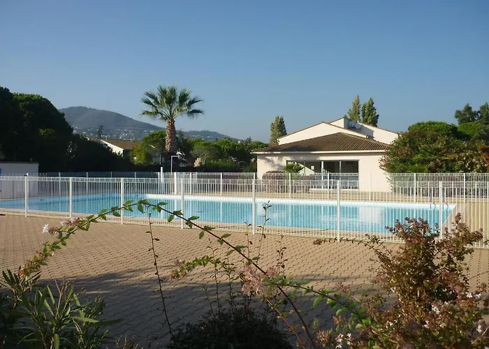  Les Jardins Du Golf –