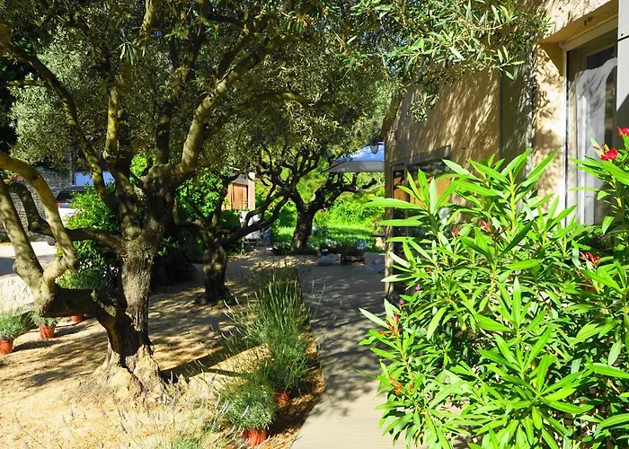 Hôtel pour familles: Les Terrasses du Luberon