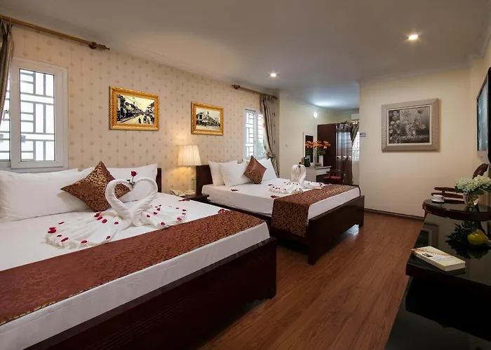 Hotel near College: Hanoi Ritz Boutique Hotel
