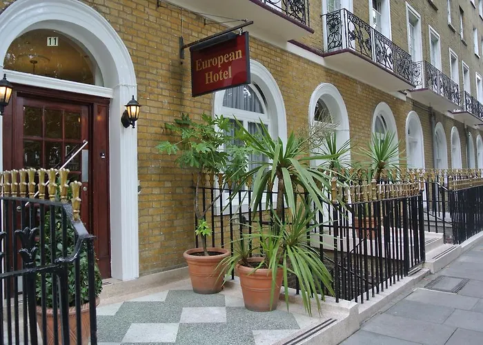 Family Hotel: European Hotel