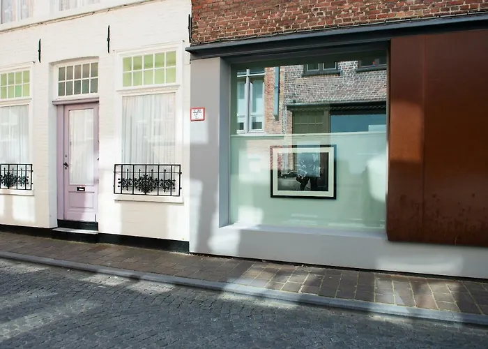 4B B&B