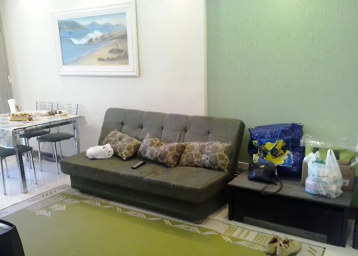  Enseada, Guarujá, 3 dorms, 3 banhs, 8 pessoas, 02 quadras da praia, 2 sacadas, 2 vagas de garagem