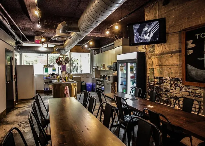 The Hostels Hi Toronto