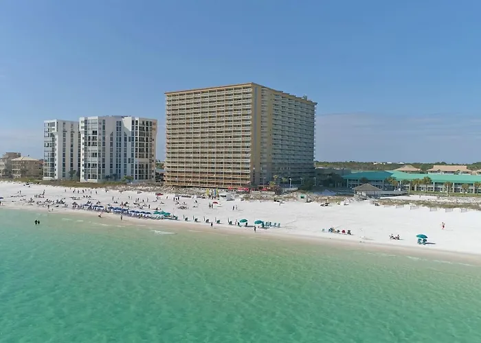 Waterpark hotel: Pelican Beach Resort - Destin Condo Getaways By Cls
