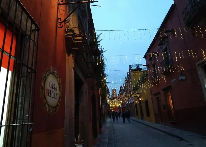 Casa Relox 23