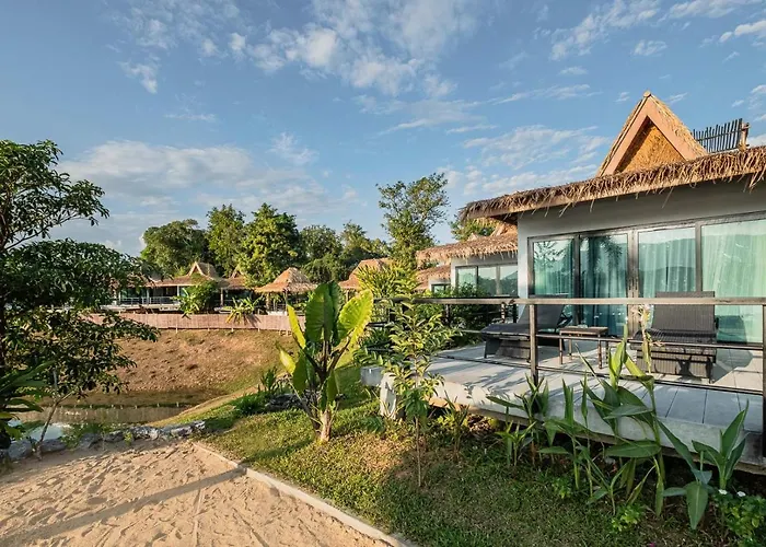 Sanctuary Nam Ngum Beach
