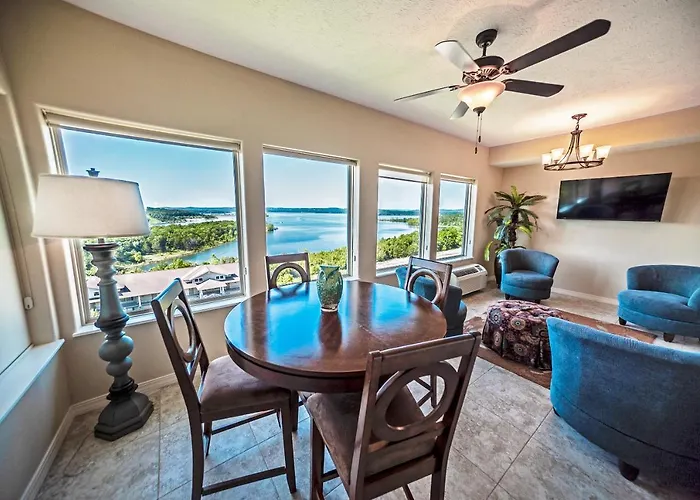 Hotel: Majestic At Table Rock