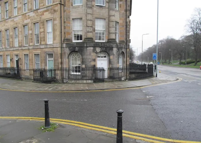 Family Hotel: Lantern Guest House