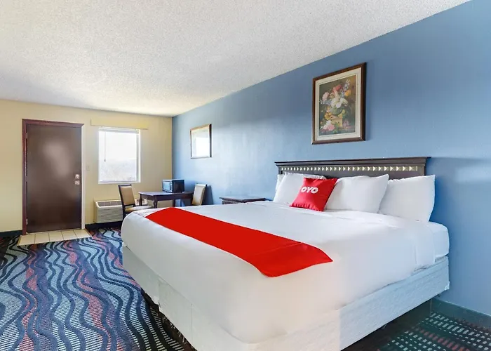 Oyo Hotel Branson Victorian Palace