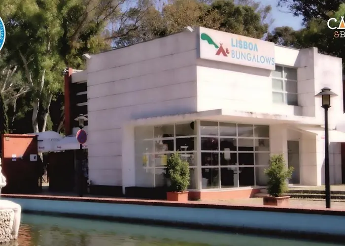 Hotel perto da faculdade: Lisboa Bungalows