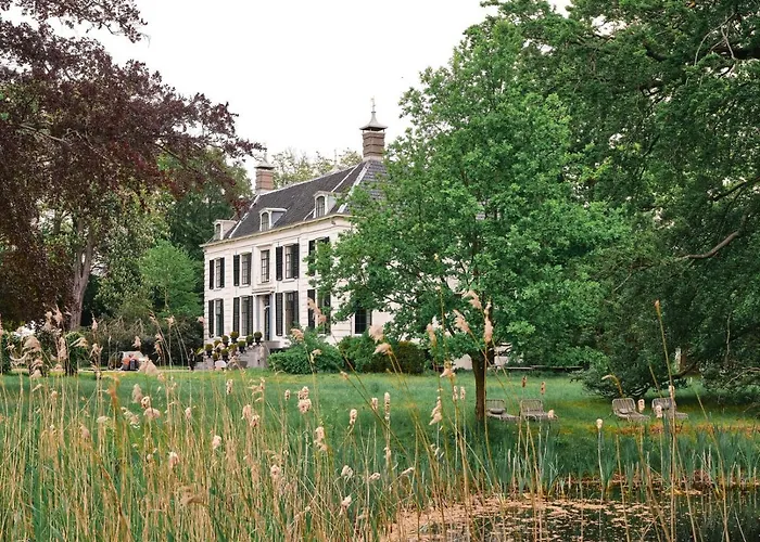 Centraal gelegen hotel: Eco Hotel Plantage Rococo
